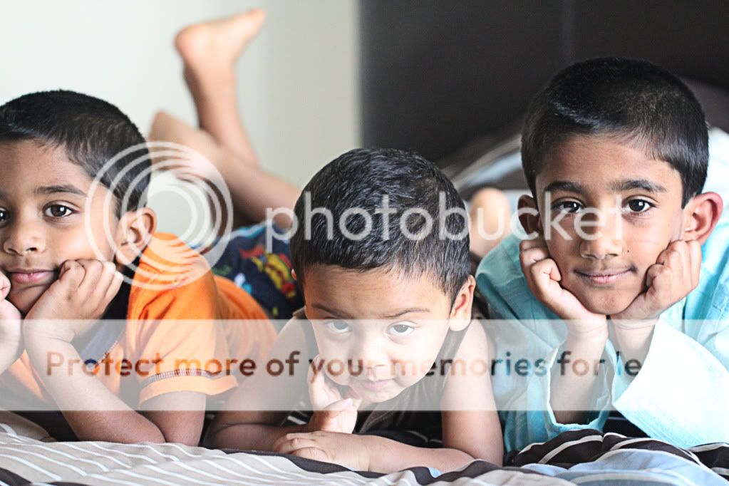 IMAGE: http://i606.photobucket.com/albums/tt148/kevandron/IMG_80021.jpg